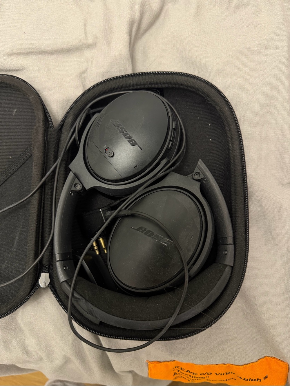 Bose Black Foldable Headphones with Carry Case